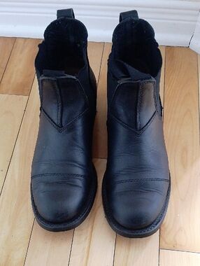 Canada West Women's Crazy Horse Black Leather Boots